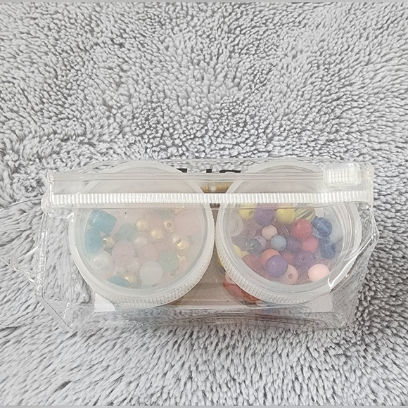 BaubleBar build your own bracelet kit - Picture 4 of 5